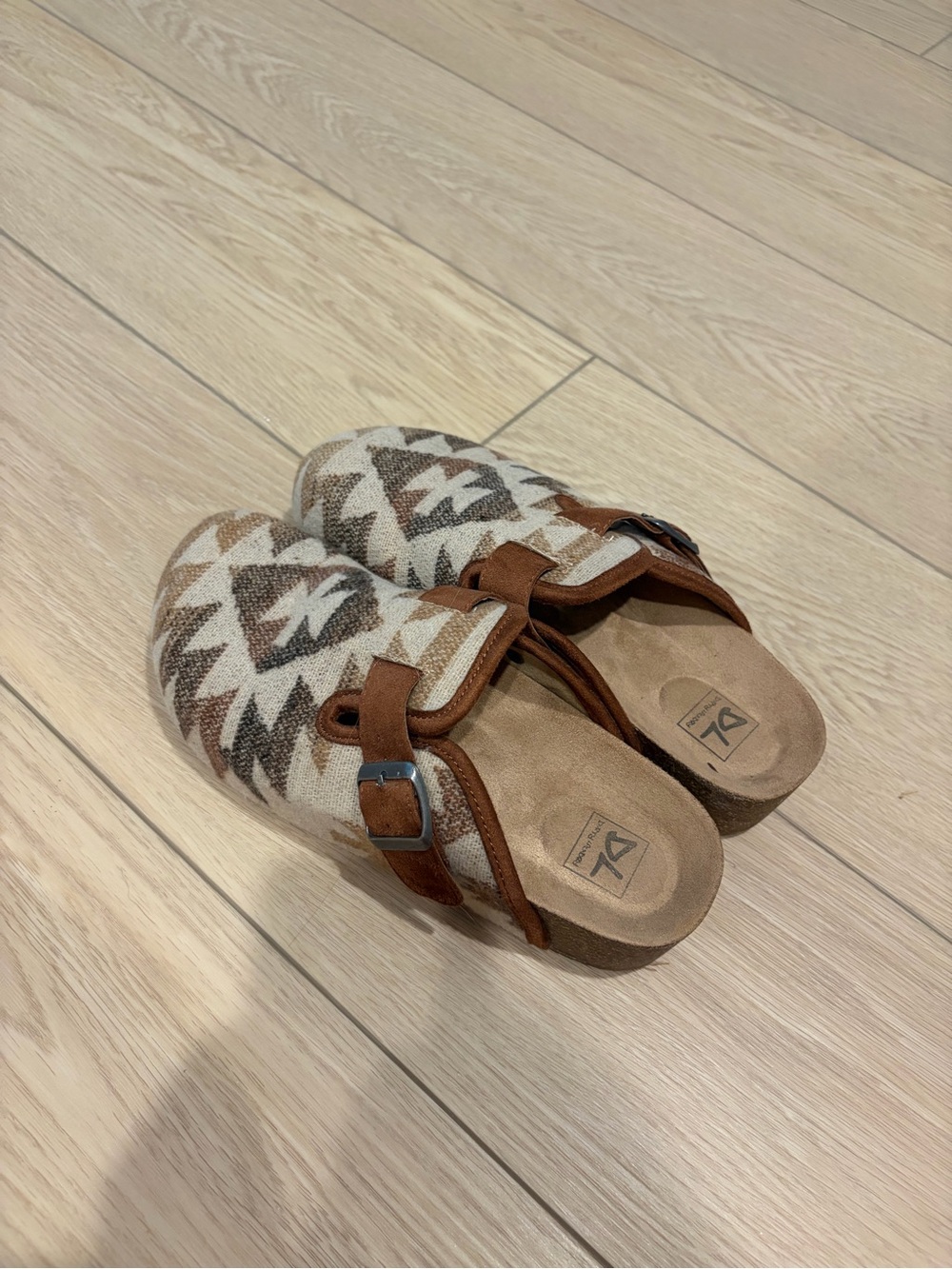 DV by Dolce Vita Aztec Clogs – Size 7